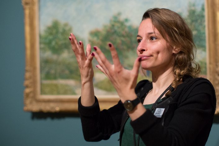 Fotoreportage Van Gogh Museum rondleiding met doventolk gebarentaal