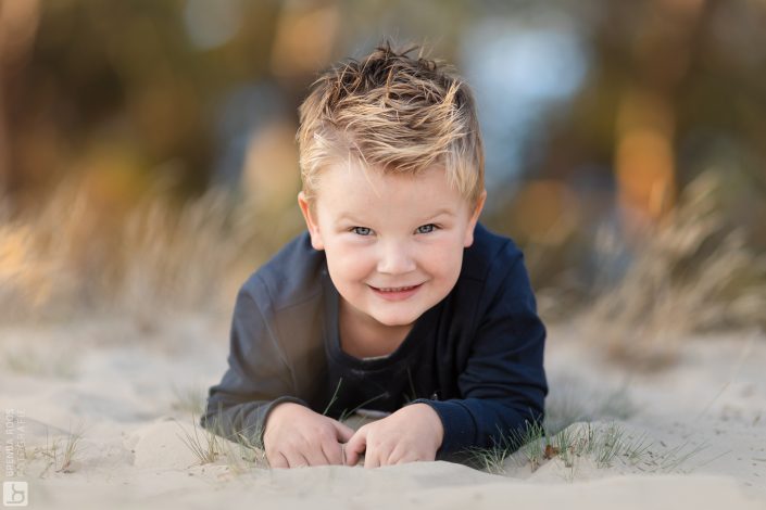 Fotoshoot fotograaf hulshorst harderwijk zandverstuiving gezin en familie kinderfotograaf