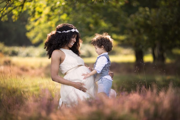 Fotograaf Lelystad Blaricum zwanger gezin paarse heide